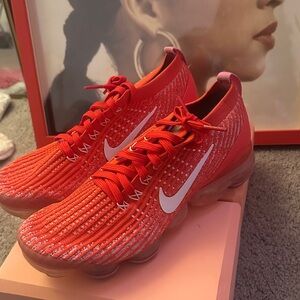 Nike Women's Red and White Vapormax Shoes